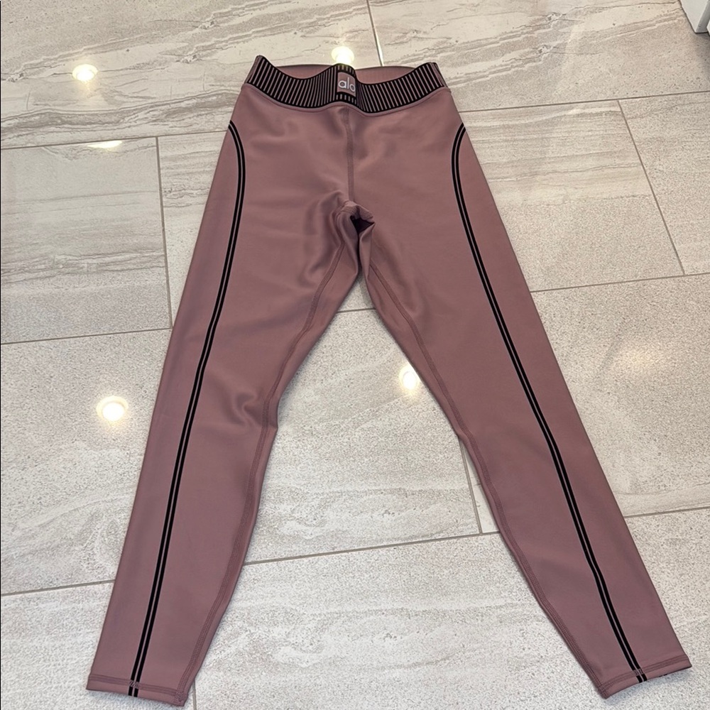 NWOT ALO Yoga Airlift High-Waist 7/8 Line Up Legging XXS smoky quartz